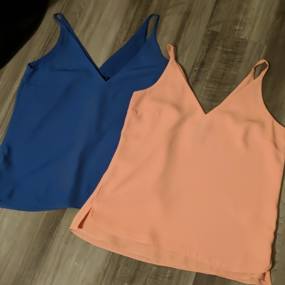 2 great tops from WHBM - Picture 1 of 4